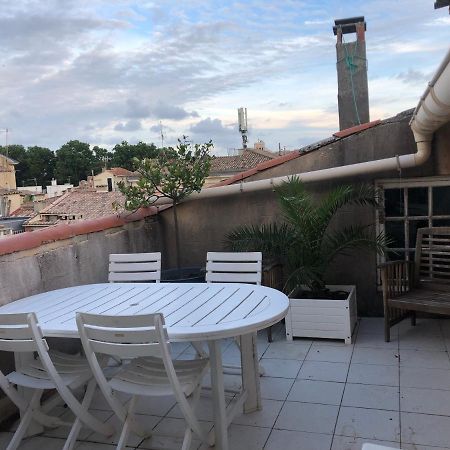 Terrasse Tropezienne Centre Nîmes Exterior foto